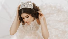 Come scegliere una tiara da sposa