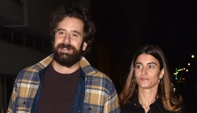 Tommaso Paradiso è diventato papà, la prima foto e la dedica della compagna Carolina Sansoni