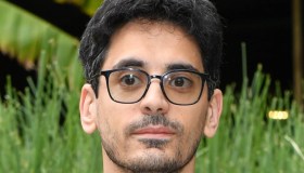 Valerio Lundini, chi è il comico di Faccende Complicate