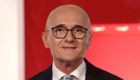 Signorini duro contro Giulia De Lellis incinta: “Dispiaciuta per gli sponsor”