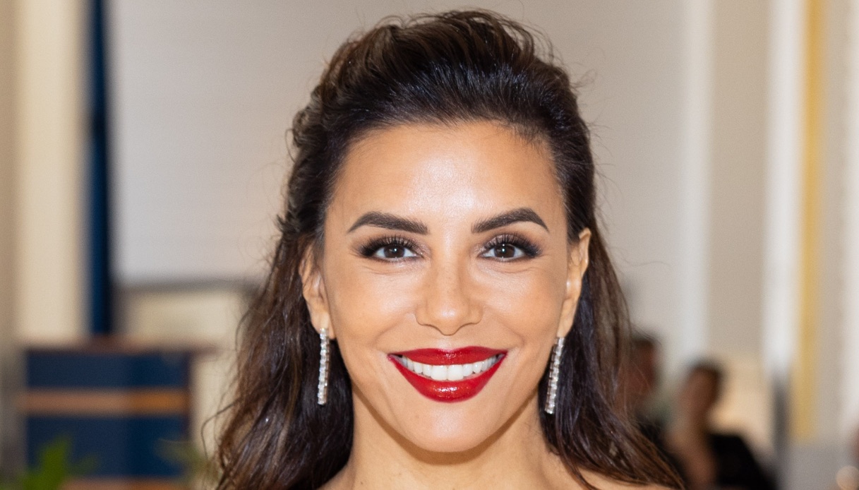 Cannes 2025, gli arrivi della prima giornata: Eva Longoria sensuale e scintillante