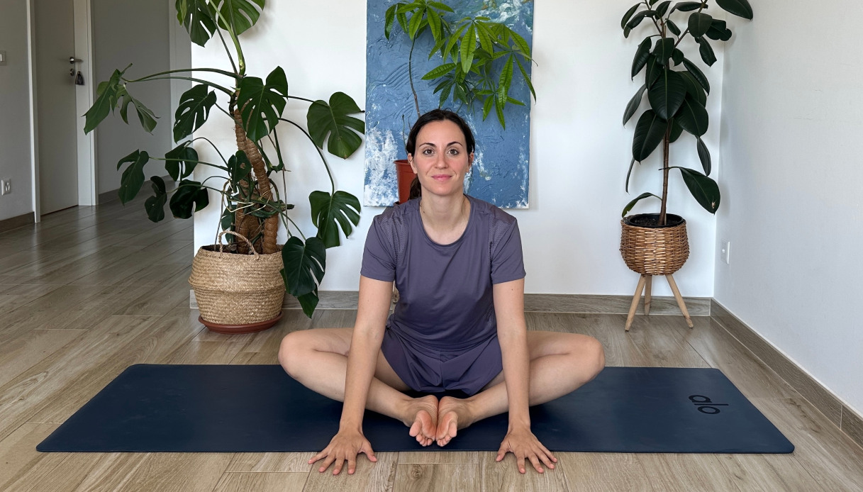 Yoga per chi non ha mai fatto yoga: i consigli dell’esperta