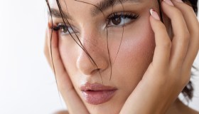 Trucco a prova di acqua e sudore. Con oltre 46mila recensioni questo mascara waterproof è un must have