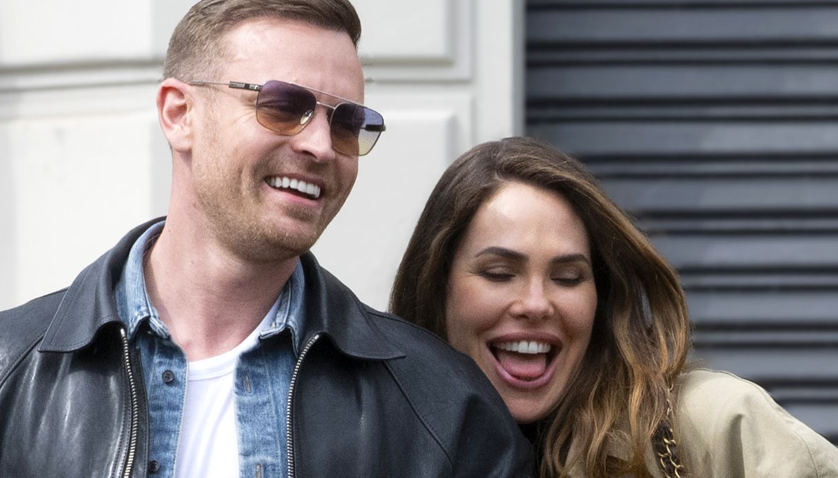 Ilary Blasi si sposa: la romantica proposta di Bastian Muller (ma il divorzio da Totti ancora non c’è)