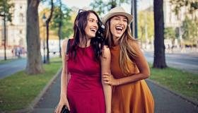 Le zeppe più cool e comode della stagione. Vorrai indossare solo queste