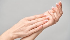 Sei anemica? Te lo dirà un “selfie” delle unghie