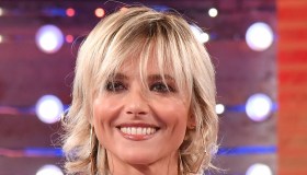 Anticipazioni Da noi… A ruota libera del 4 maggio: Elisa Isoardi tra gli ospiti