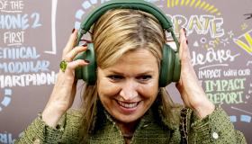 Maxima d’Olanda ricicla la giacca in tweed verde (e non sbaglia)