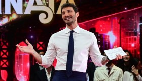 Stefano De Martino, perché ha sempre lo stesso look ad Affari Tuoi