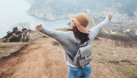 Valigia leggera e smart: i migliori gadget mini da portare ovunque