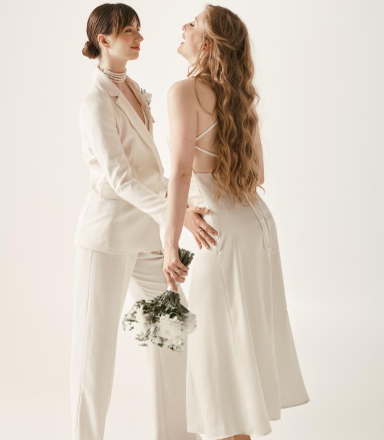 Un abito da sposa tailleur