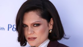 Jessie J sconvolge i fan con una diagnosi di cancro: “Sparirò per un po’”
