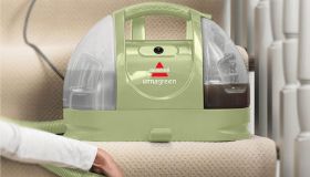 Addio macchie da moquette, materassi e divani con l’accessorio virale su TikTok che funziona davvero