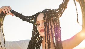 Le treccine sono di tendenza quest’estate e ora puoi averle a meno di 30 euro