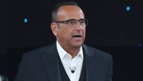 Fiorello a La Pennicanza chiama in diretta Carlo Conti: “Fai uno spot per Amadeus”