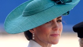 Kate Middleton accanto a Re Carlo al Trooping the Colour: il significato segreto