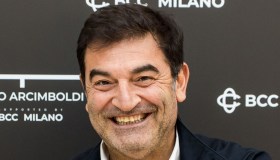 Max Giusti sbarca a Mediaset, l’annuncio ufficiale: le reazioni