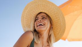 Lo spray rinfrescante corpo è il segreto per resistere al caldo d’estate (abbassando la temperatura corporea)