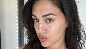 Cecilia Rodriguez bellissima in gravidanza, il micro bikini nero