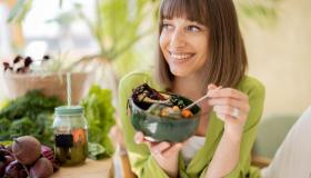 Mangiare freddo fa male alla digestione? Il parere dell’esperto