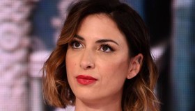 Ema Stokholma sulla mamma: “Non mi mandava a scuola quando i lividi si vedevano”