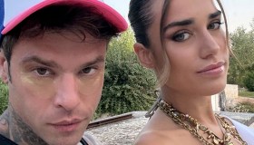 Cornetto Battiti Live, Fedez a piedi nudi: svelato il motivo