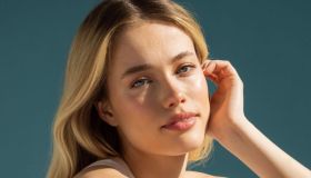 La crema al tartufo bianco (che protegge la pelle dal sole) è il segreto per una glass skin anche d’estate