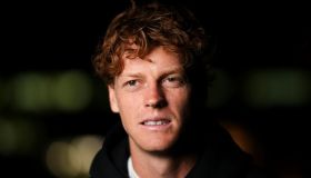 Sinner a Wimbledon tra l’ex Anna Kalinskaya e la nuova fidanzata, è gelo