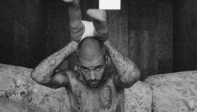 Justin Bieber lancia l’album Swag e spegne i rumors sulla crisi con Hailey