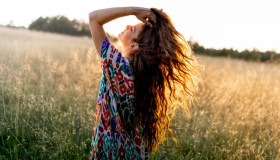 Questo shampoo miracoloso è la soluzione definitiva per riparare i capelli spenti e opachi