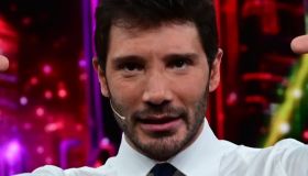 Pier Silvio Berlusconi contro Affari Tuoi: “Un giochino vicino all’azzardo”