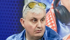 Sarabanda, l’Uomo Gatto attacca Enrico Papi: “Mi ha mancato di rispetto”