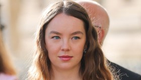 Alexandra di Hannover, l’abito a fiori diventa un caso: la Principessa travolta dalle polemiche