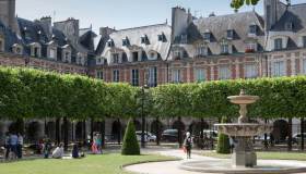 La casa gioiello di Victor Hugo in una delle piazze più misteriose di Parigi