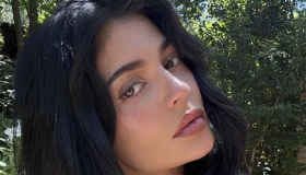 Kylie Jenner, bikini e silhouette scolpita: la moda mare non è mai stata così sensuale