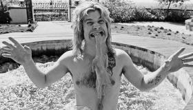 Ozzy Osbourne: 5 cose incredibili della sua vita, dalle droghe ai pipistrelli