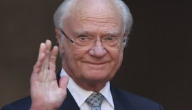 Il Re di Svezia dà spettacolo per il compleanno della figlia Vittoria, il balletto è virale