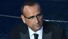 Sanremo, le tensioni dietro l’accordo: la Rai si prepara al piano B