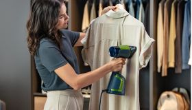 Addio asse da stiro: ecco i migliori stiratori verticali che ti semplificano la vita