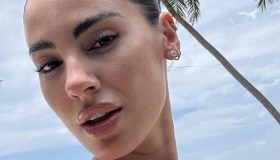 Giulia De Lellis in gravidanza non rinuncia alla seduzione con un lingerie look