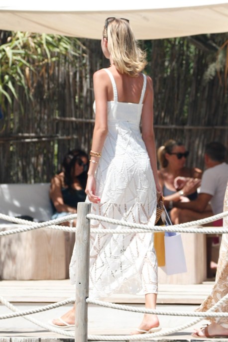 Maria Chiara di Borbone look Saint Tropez