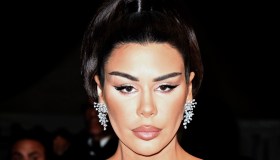 Nima Benati, chi è la fotografa delle star derubata a Bologna: 100.000 euro in gioielli e diamanti