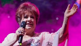 Ascolti tv del 19 agosto, Yoga Radio Estate contro Restiamo amici