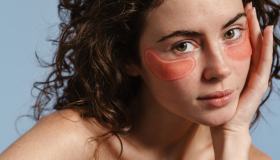 I patch occhi diventano cool. Quelli logati possono essere sfoggiati anche in pubblico