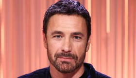 Raoul Bova diserta il Festival, ma vince contro Corona