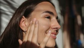 L’argirelina è ingrediente segreto effetto botox che devi inserire subito nella tua skincare routine