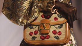 Borse da sogno per l’estate 2025, le 5 (in saldo) da acquistare prima di subito