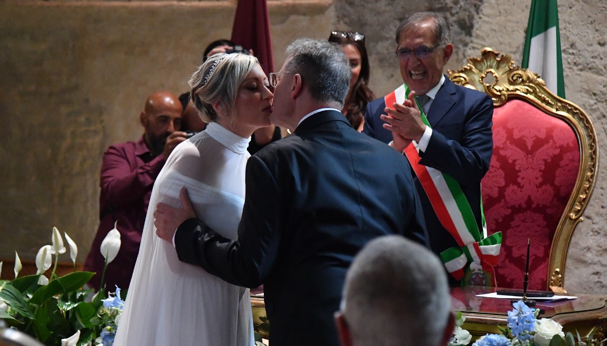 Il matrimonio di Edmondo Cirielli e Maria Rosaria Campitiello con Ignazio La Russa