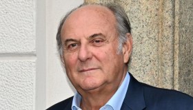 Gerry Scotti in lacrime a La Ruota della Fortuna: il ricordo di Fabrizio Frizzi