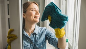 Come lavare i vetri se non hai il detersivo